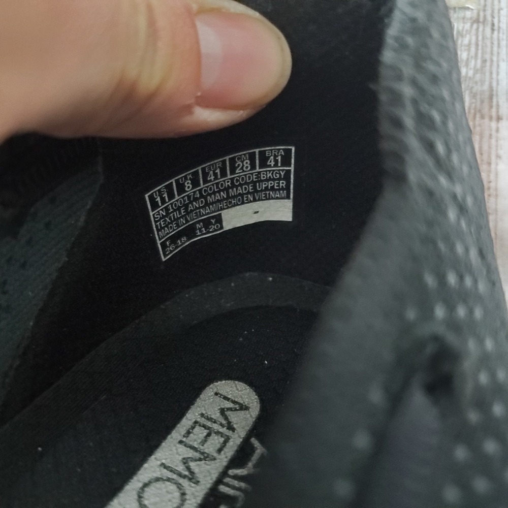 Skechers Womens Newbury St Easily Adored Slip On Shoes Black Memory Foam Size 11 - Picture 8 of 8
